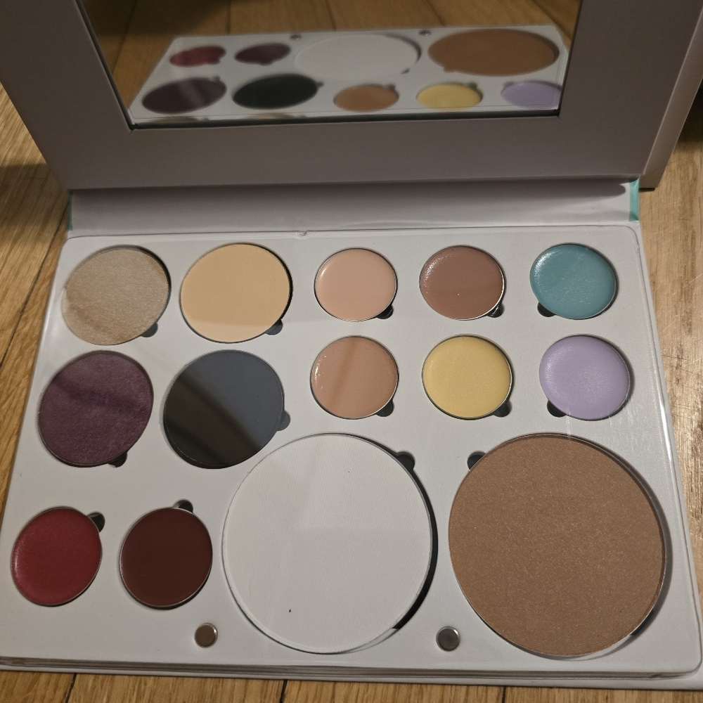 OFRA PRO PALETTE MIXED FACE MAKEUP Beauty Full Face Boho Festival Casual Makeup